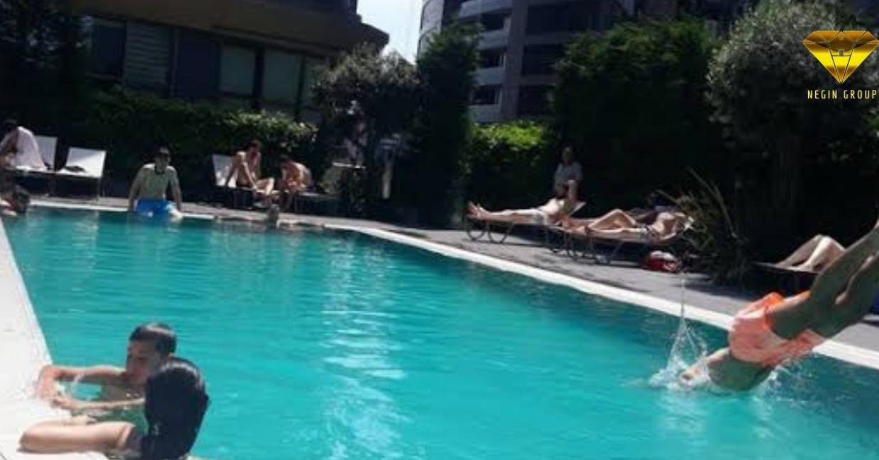استخر در فضای باز مجموعه Nef Atakoy 22
